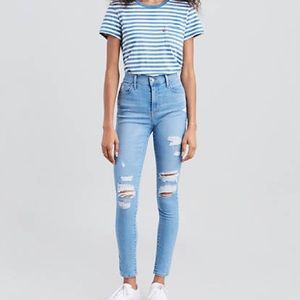Levi’s 720 High Rose Super Skinny Jean